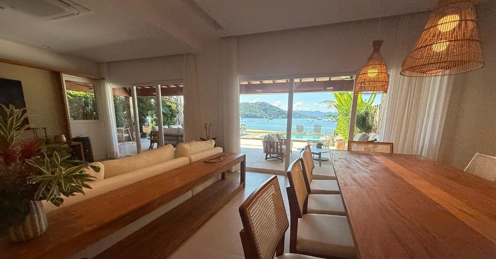 Esquadrias para casa de praia: garantia de conforto e privacidade!