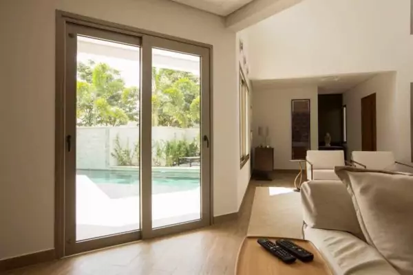 BRONZE-INTERNO-E-EXTERNO-PCORRER-1